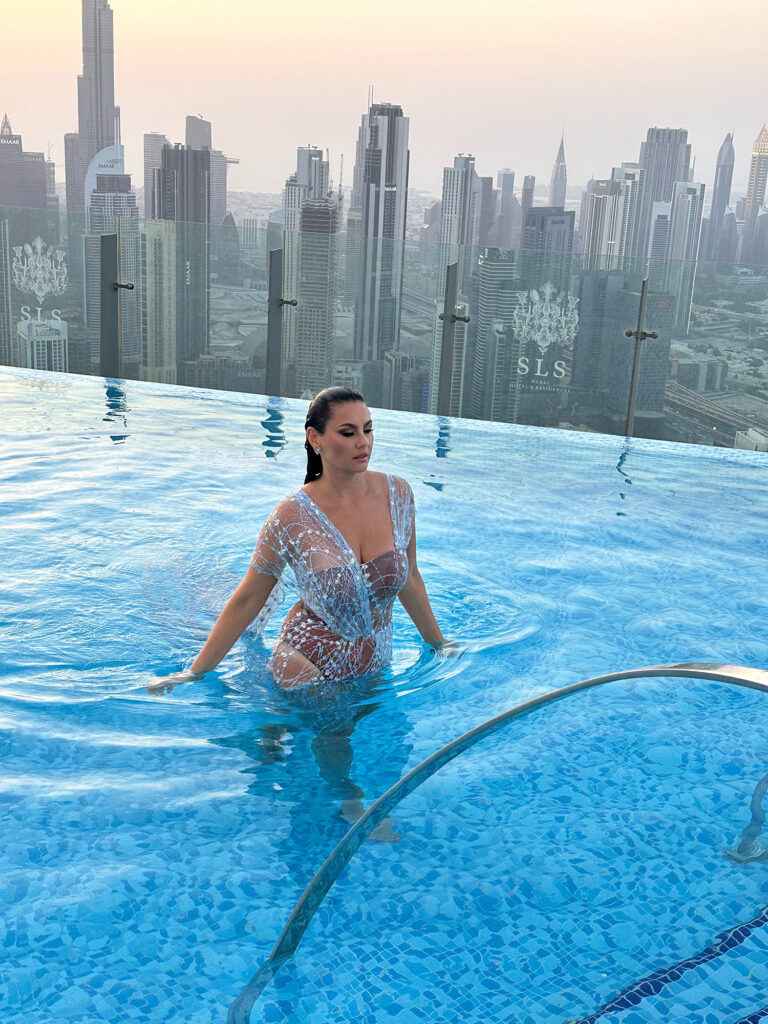 Anna_SLS-Dubai-Pool